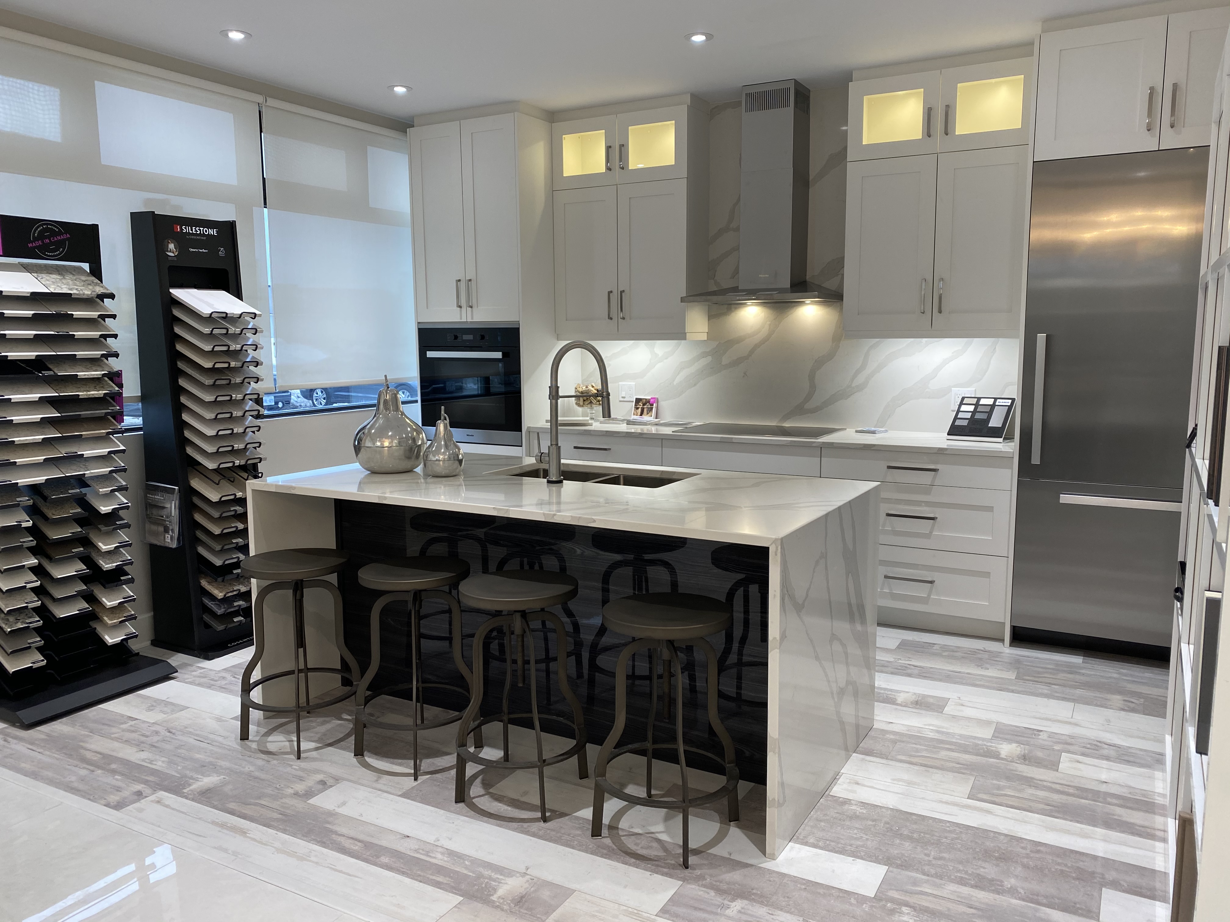 Showroom Kitchen with Decor Samples